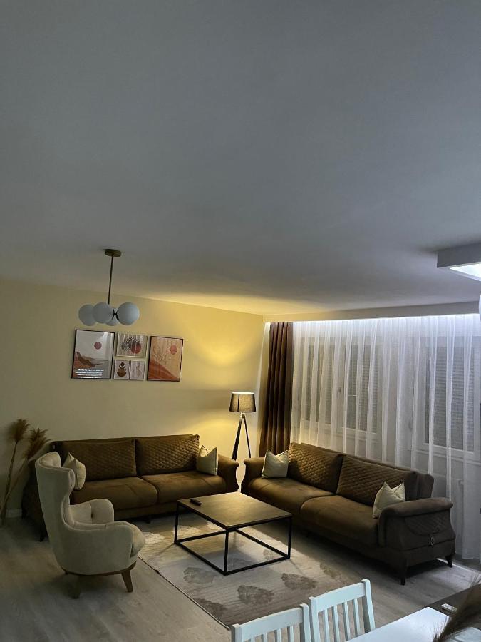 Apartment In Pristina Exterior foto